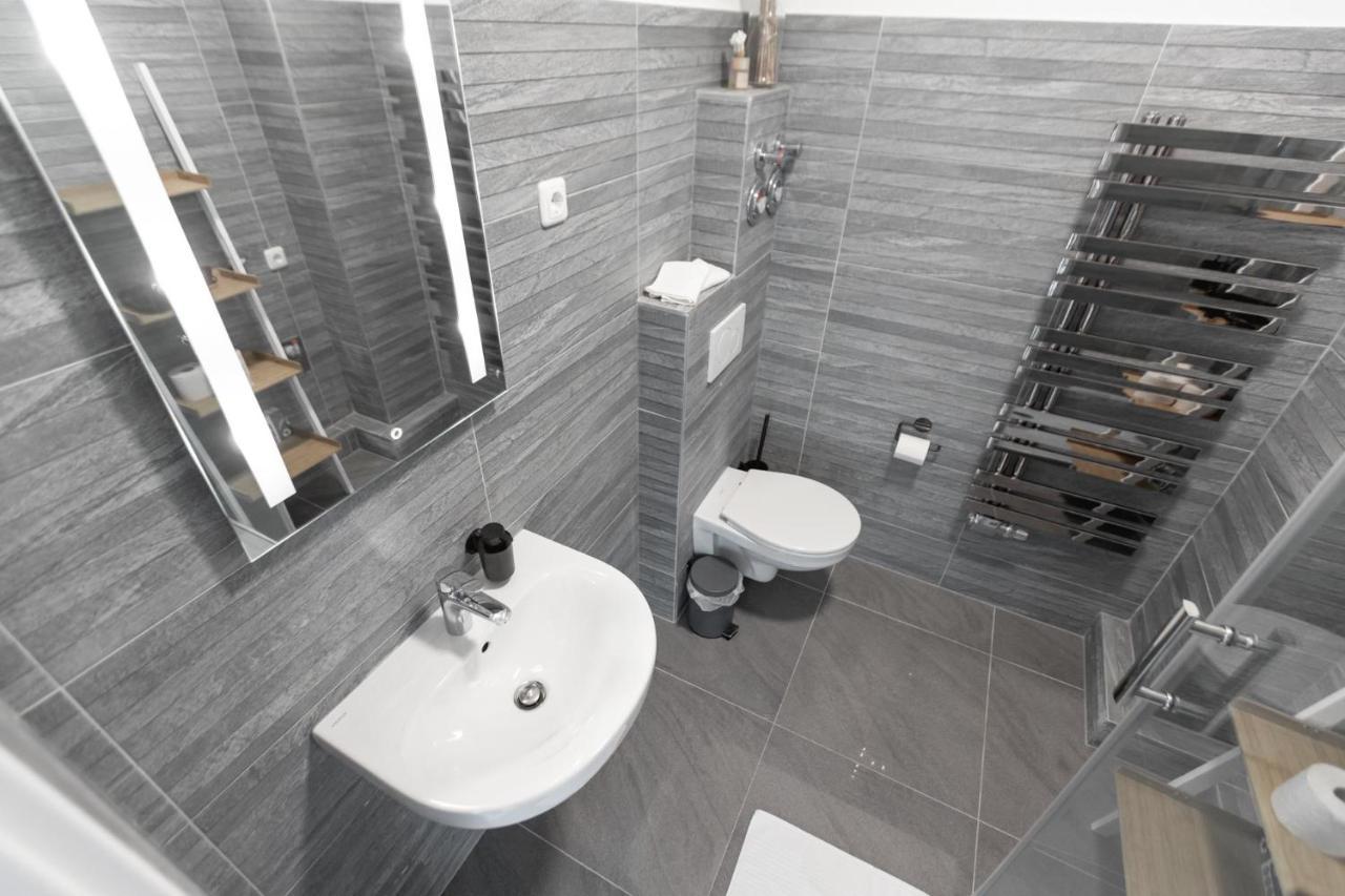 Koje Sechs I Apartment Im Zentrum Mit Hafenblick เบรเมอร์ฮาเฟิน ภายนอก รูปภาพ